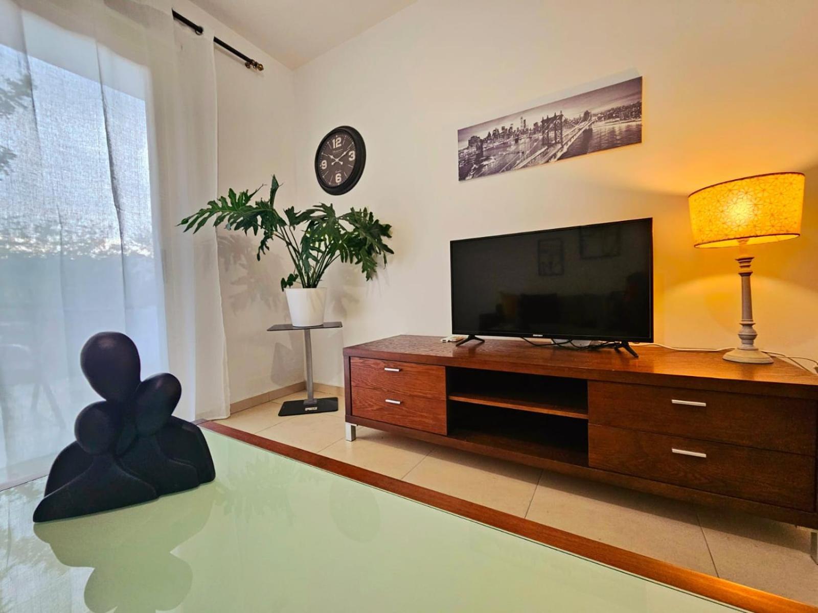 Elysia Park Apartments Paphos Exterior photo