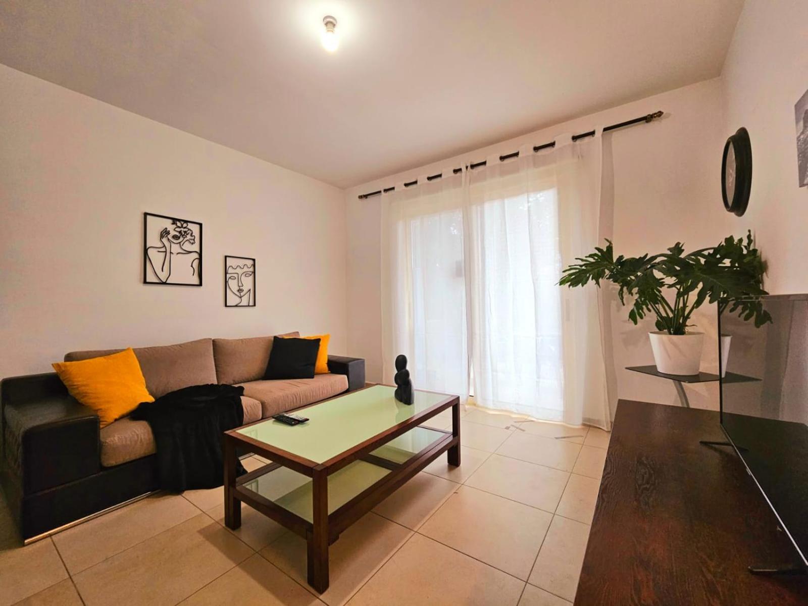 Elysia Park Apartments Paphos Exterior photo