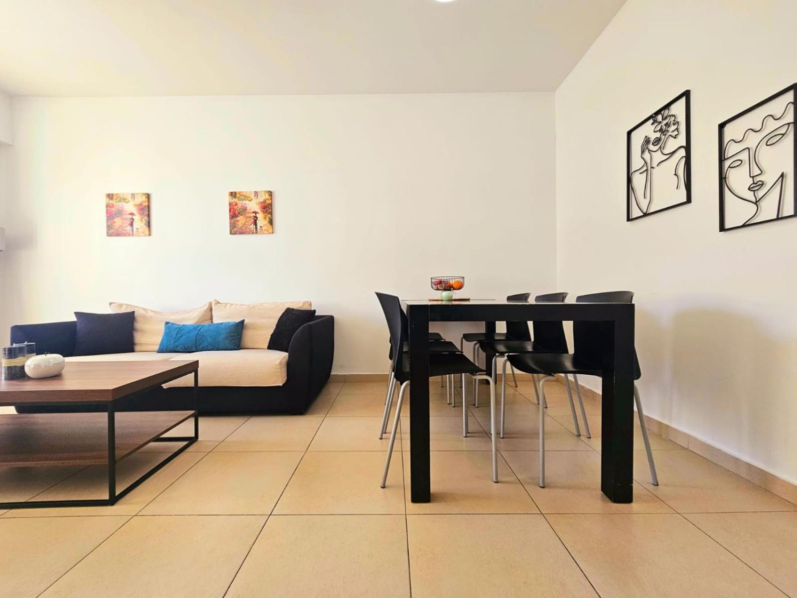 Elysia Park Apartments Paphos Room photo