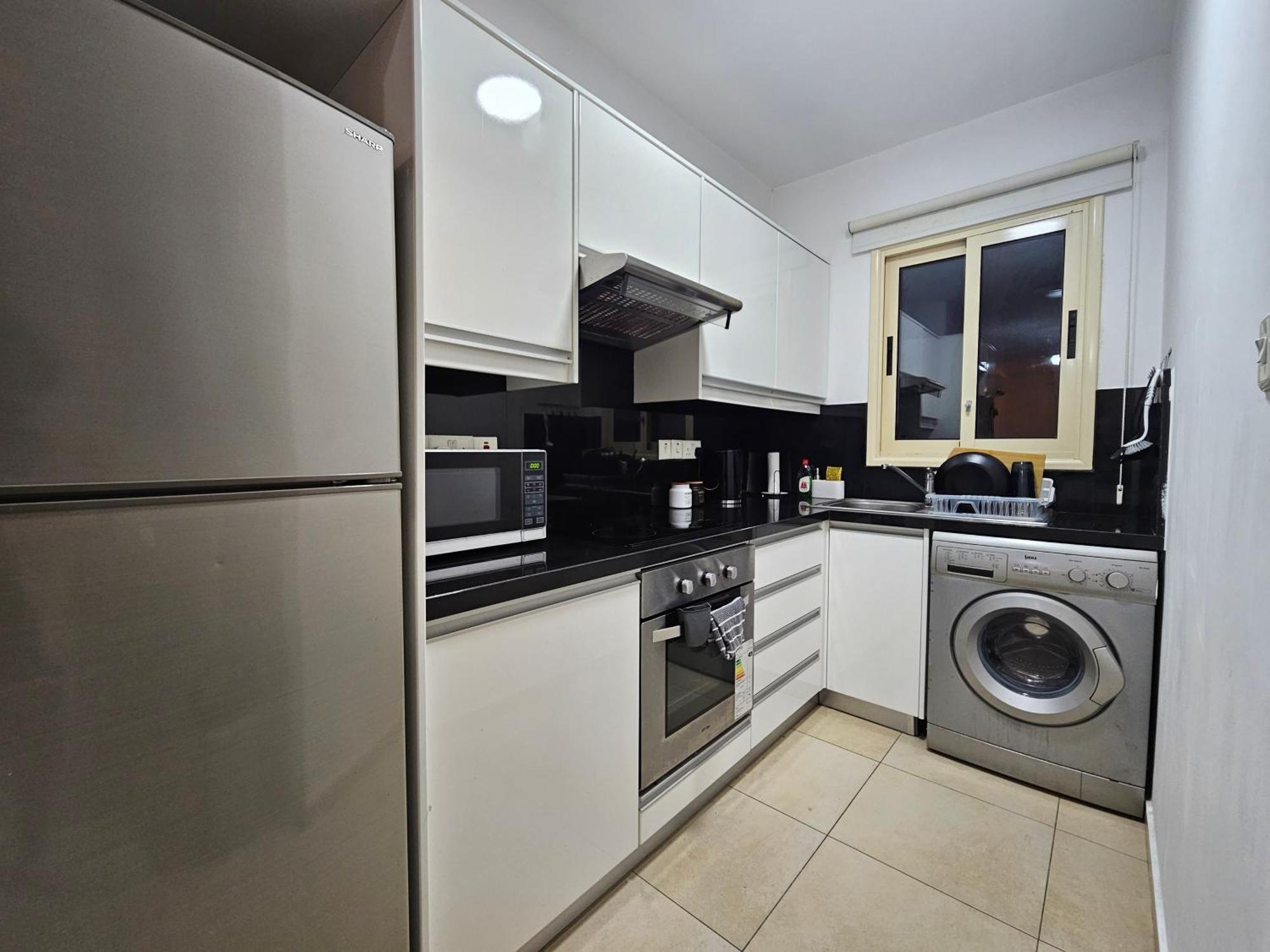 Elysia Park Apartments Paphos Room photo